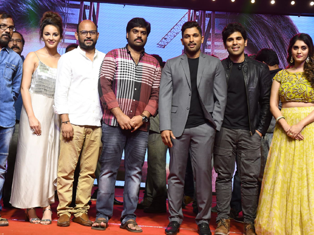 Okka Kshanam Movie Pre Release Function